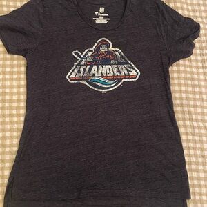 Women's Islanders Graphic Tee - Dark Gray
